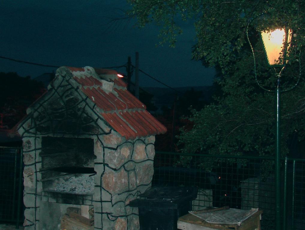 Danica Apartment Karlobag Exterior photo